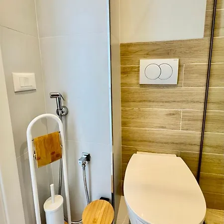 Miracle Sea Apartment *