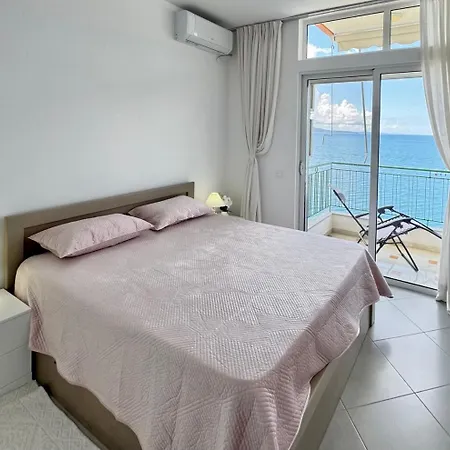 Miracle Sea Apartment